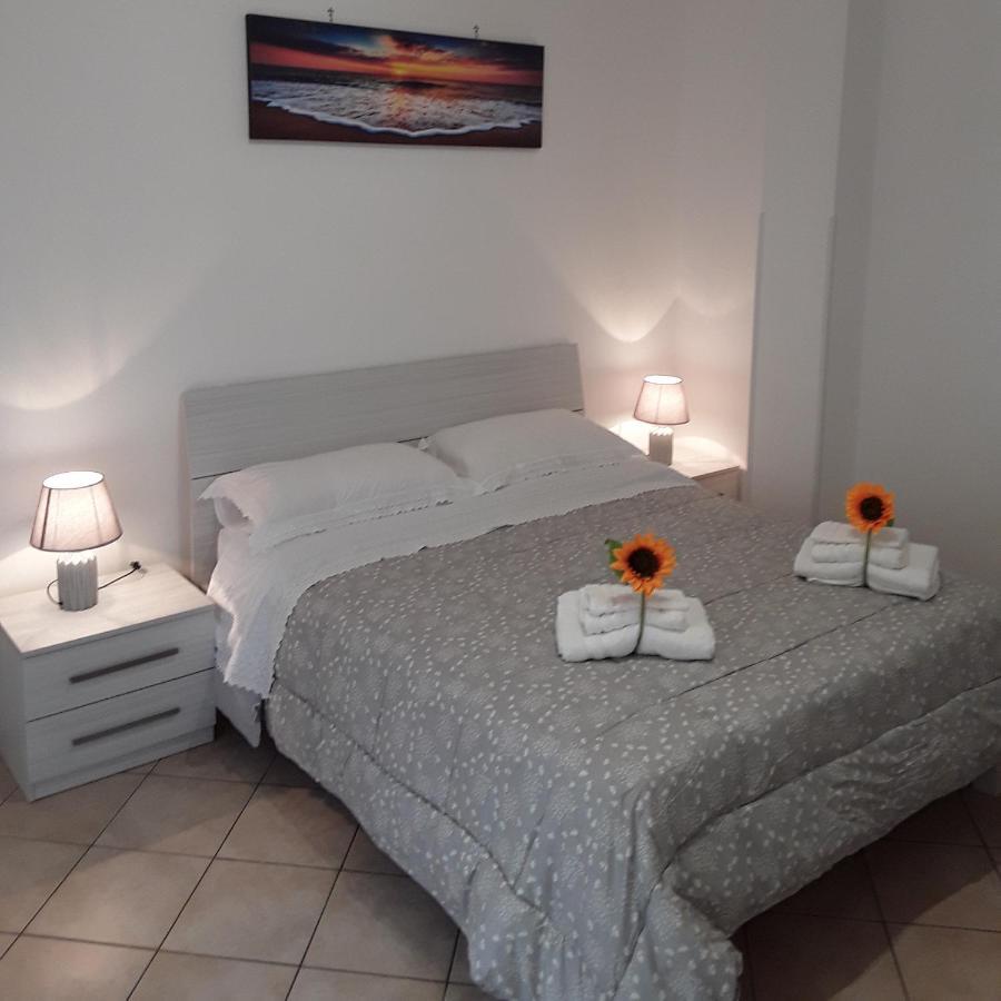Casa Vacanze Gala 피우미치노 외부 사진