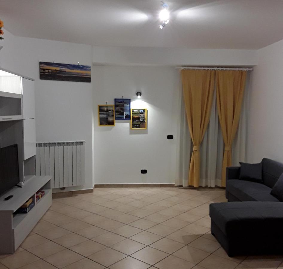 Casa Vacanze Gala 피우미치노 외부 사진