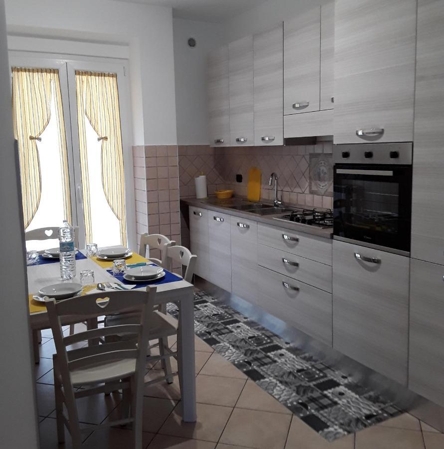 Casa Vacanze Gala 피우미치노 외부 사진