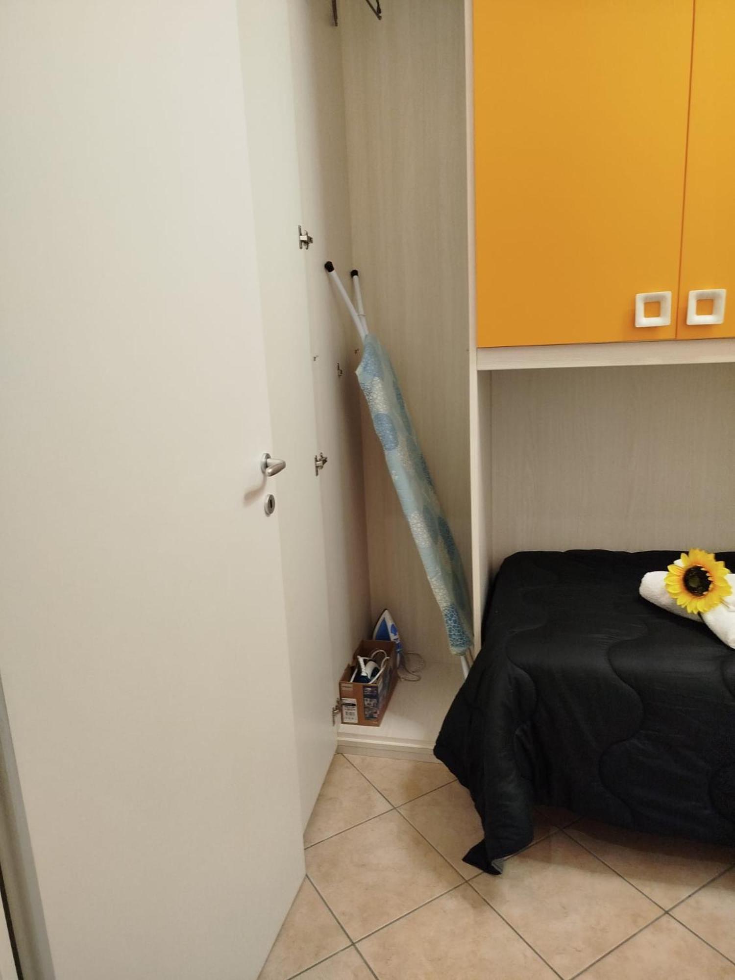 Casa Vacanze Gala 피우미치노 외부 사진
